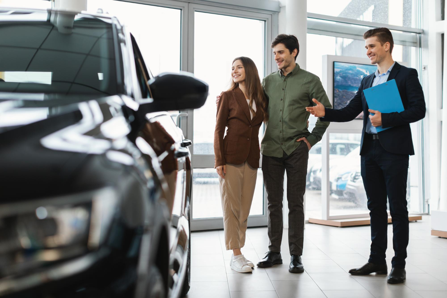 Selling Your High-End Car: Tips for Hassle-Free Transactions